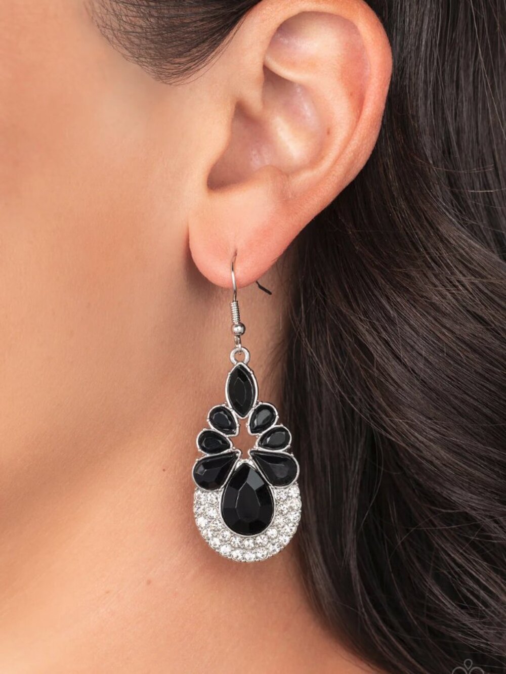 Paparazzi Jewelry Accessories - Beachfront Formal - Black Earrings - Vintage